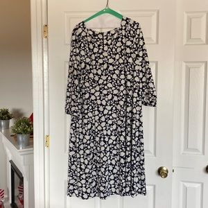 Talbots rayon blue and white dress excellent condition